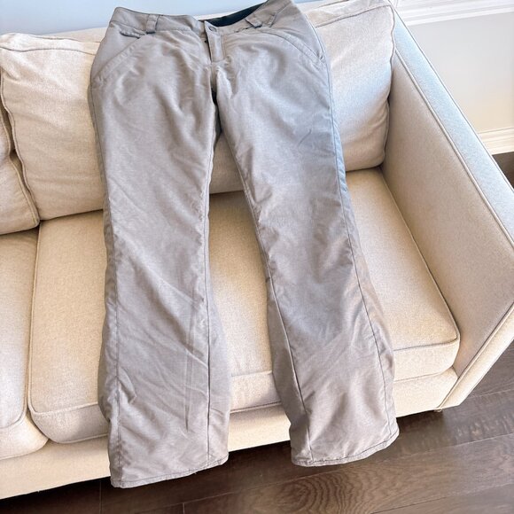 BRAND NEW VOLCOM SNOW PANTS, SIZE 26 - Picture 1 of 12
